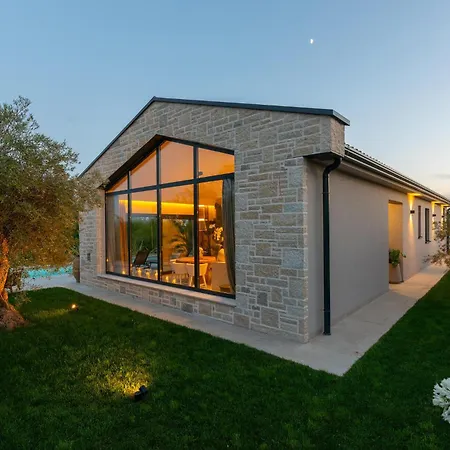 Beautiful In Tar Ferienhaus Tar-Vabriga