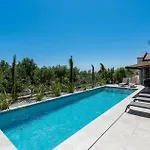 Luxurious In Tar * Tar-Vabriga