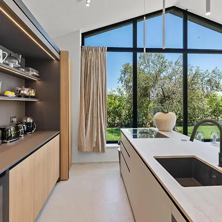 度假居 Beautiful In Tar